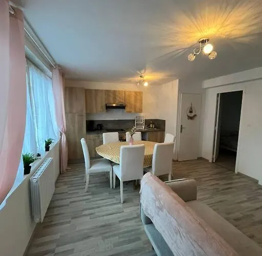 La Perle Rose 50 M² Apartment *